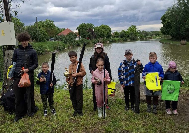Gyermeknapi-Horgaszverseny-dijatadas Gyermeknapi-Horgaszverseny-dijatadas